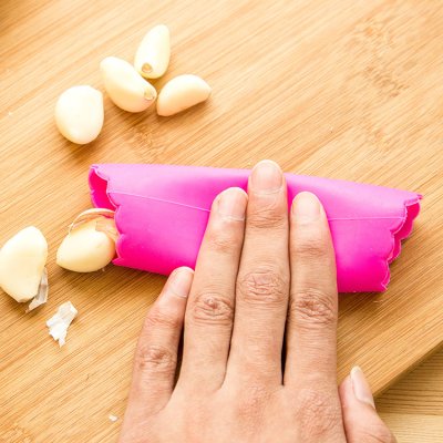 【不沾手快速】大蒜剝皮神器 - 廚房料理必備剝蒜筒 商品圖片 1
